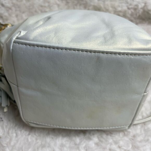 Paris Leather New York leather marble white bucket shoulder gold tone ac… - Picture 6 of 14